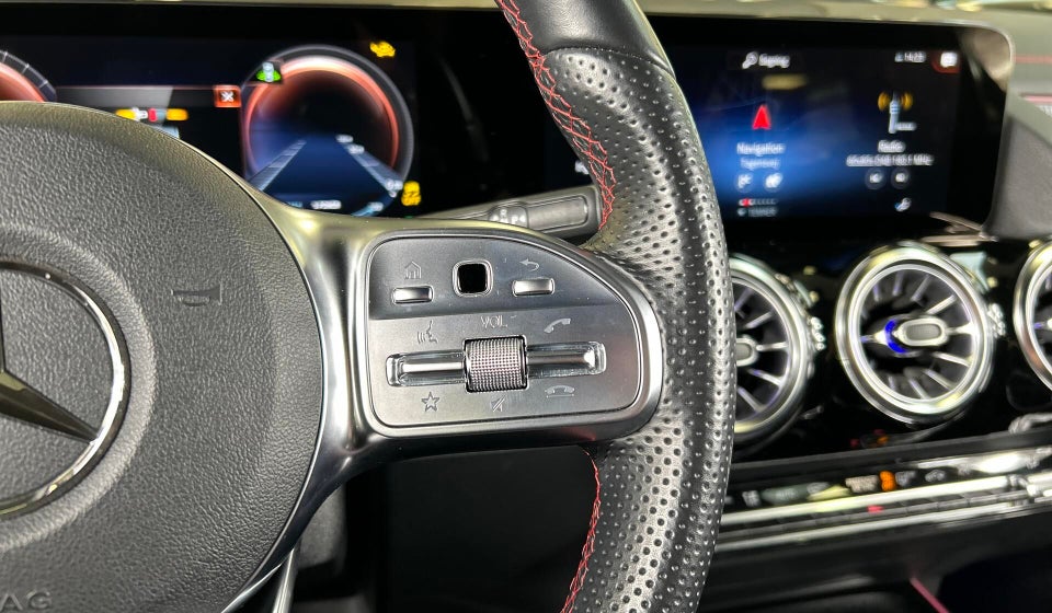 Mercedes EQA250 AMG Line 5d