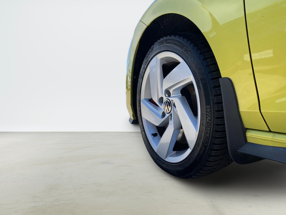 VW Golf VIII 1,4 GTE DSG 5d