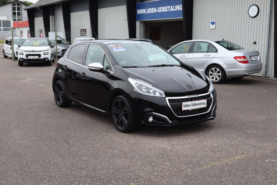 Peugeot 208 1,5 BlueHDi 100 Allure Sky 5d