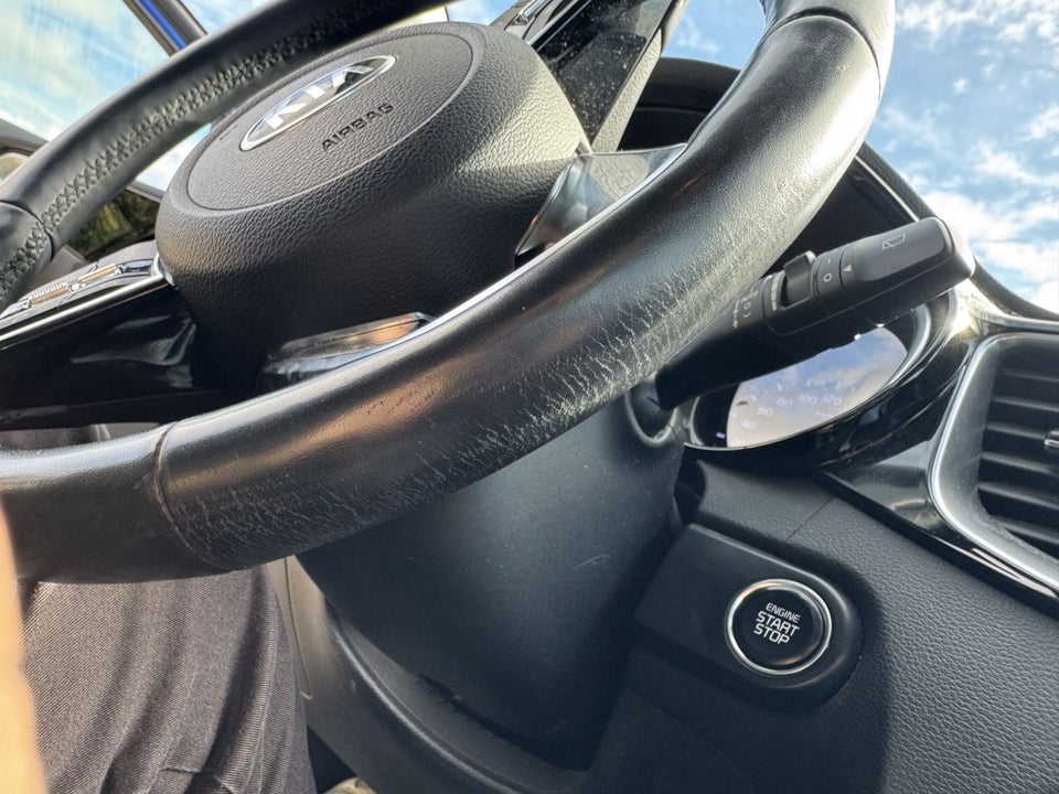 Kia Ceed 1,6 PHEV Prestige SW DCT 5d