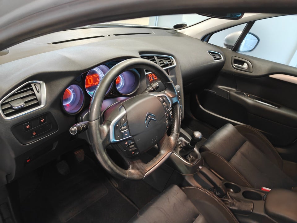 Citroën C4 1,6 HDi 92 Comfort 5d
