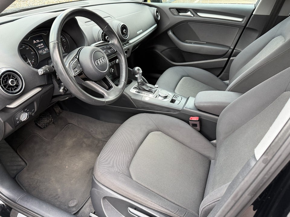 Audi A3 1,4 e-tron Sportback S-tr. 5d