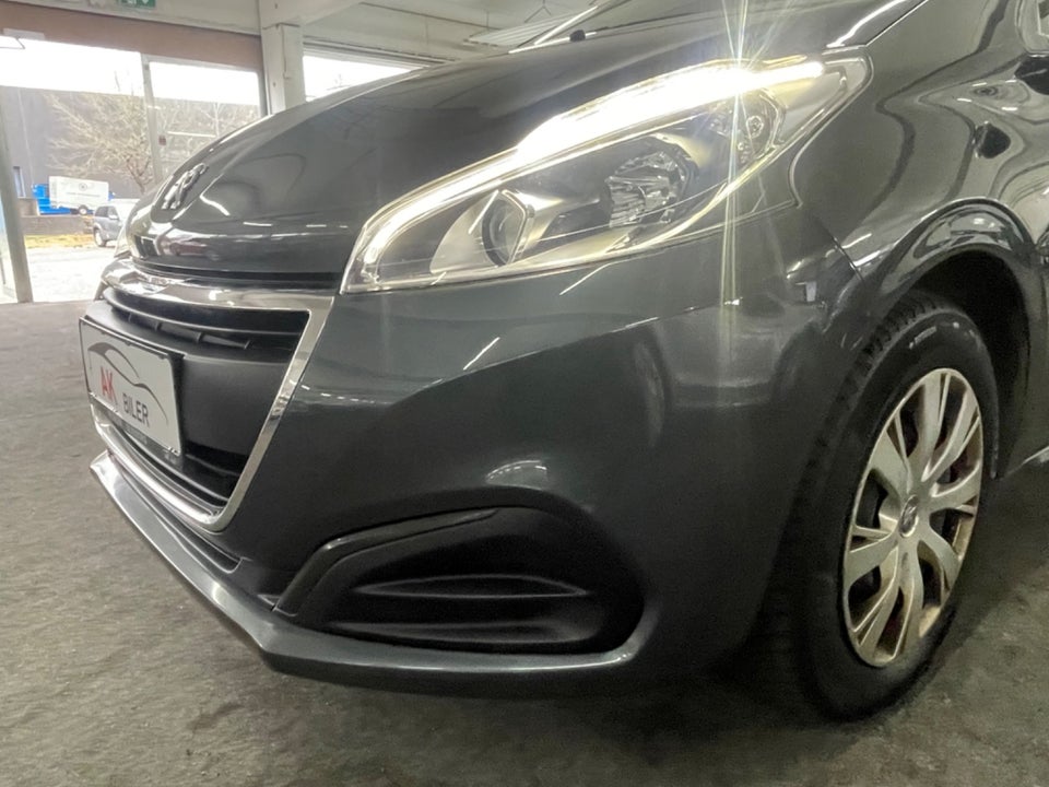 Peugeot 208 1,6 BlueHDi 100 Allure Sky 5d