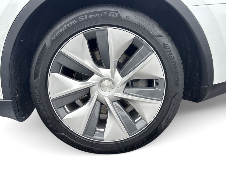 Tesla Model Y RWD 5d