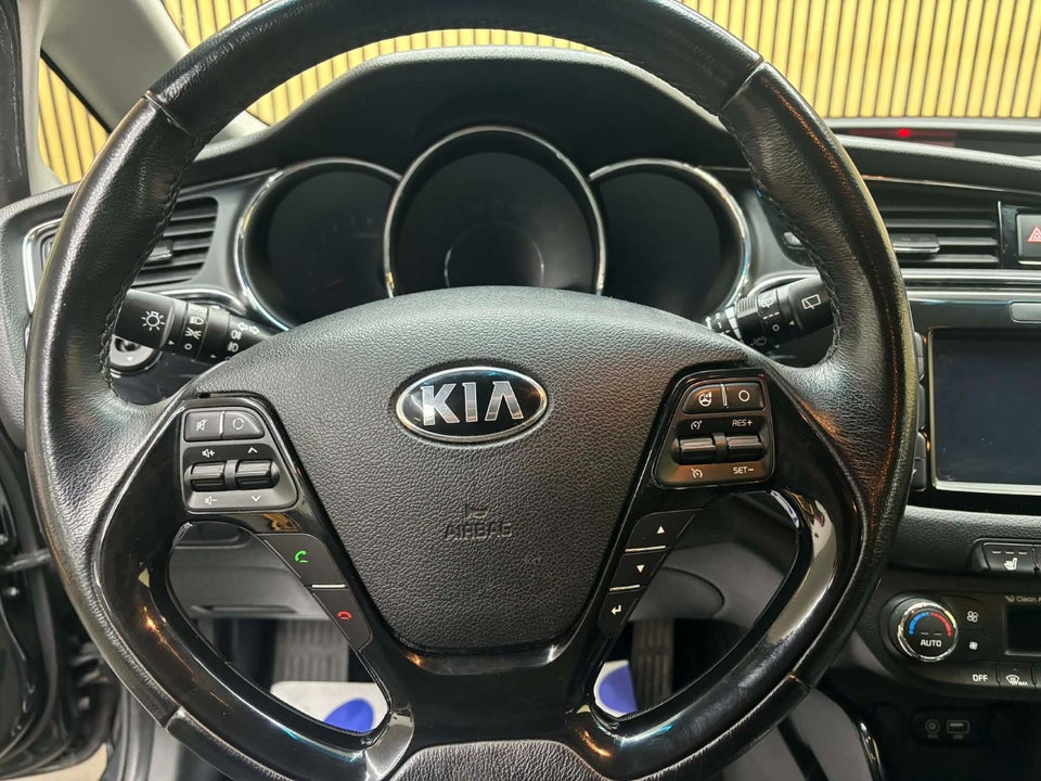 Kia Ceed 1,6 CRDi 110 Attraction 5d