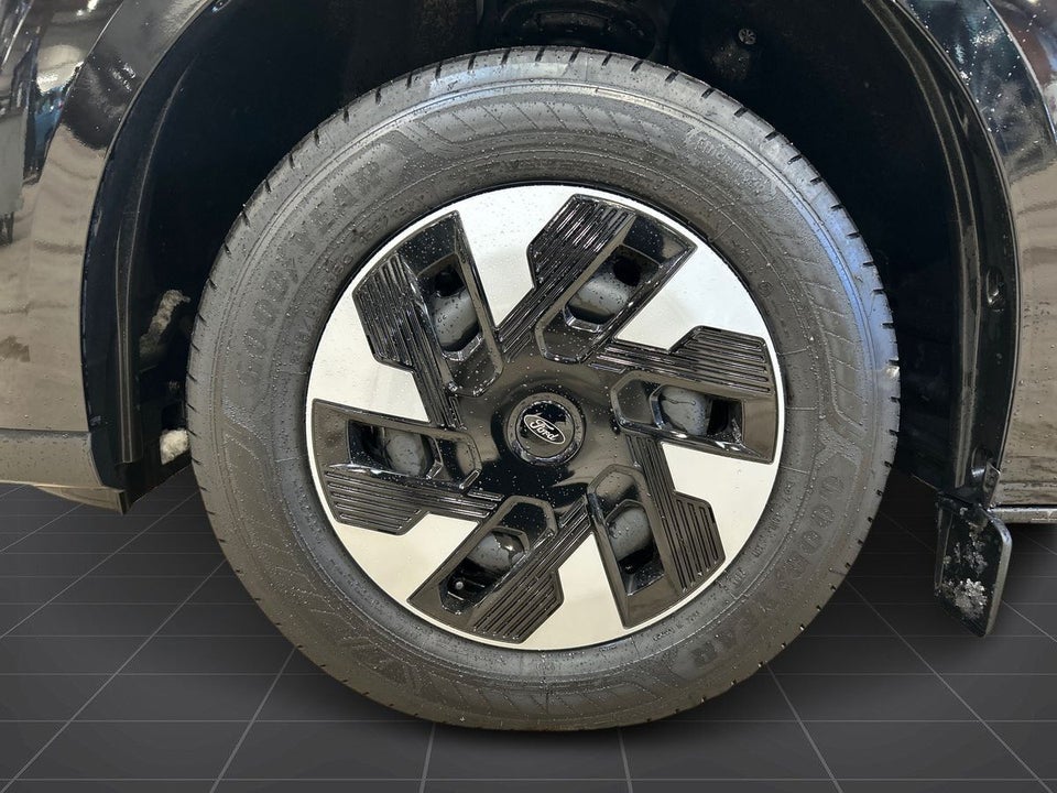 Ford Transit Custom 320L 2,5 PHEV Trend CVT