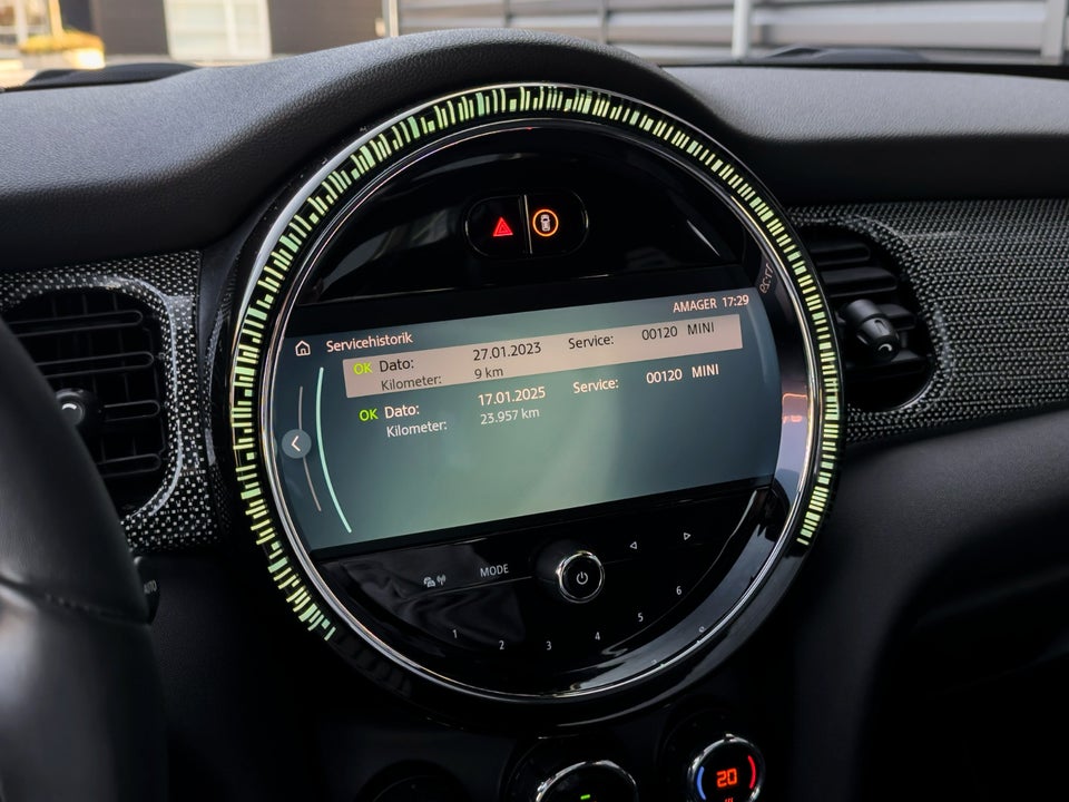 MINI Cooper SE Maximise 3d