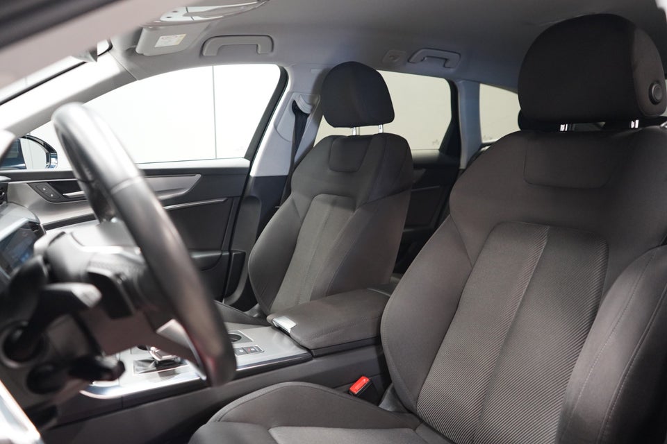 Audi A6 40 TDi Sport Avant S-tr. 5d