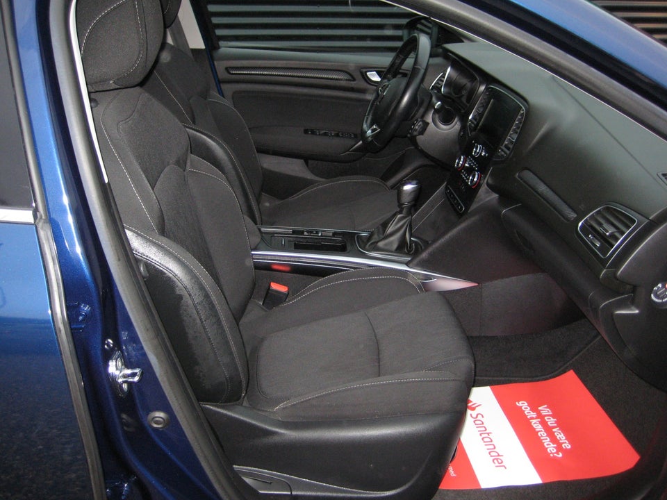 Renault Megane IV 1,3 TCe 140 Limited Sport Tourer 5d