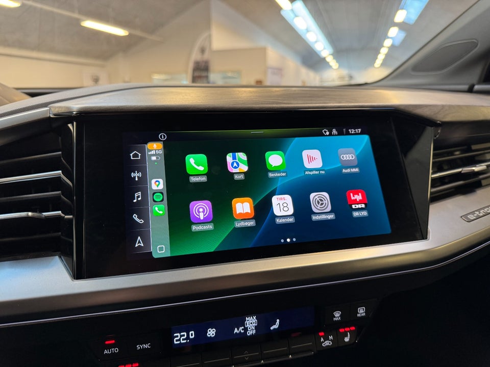 Audi Q4 e-tron 50 S-line quattro 5d