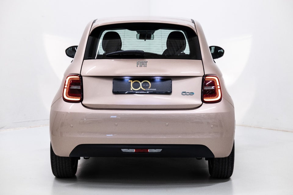 Fiat 500e 42 Icon 3d