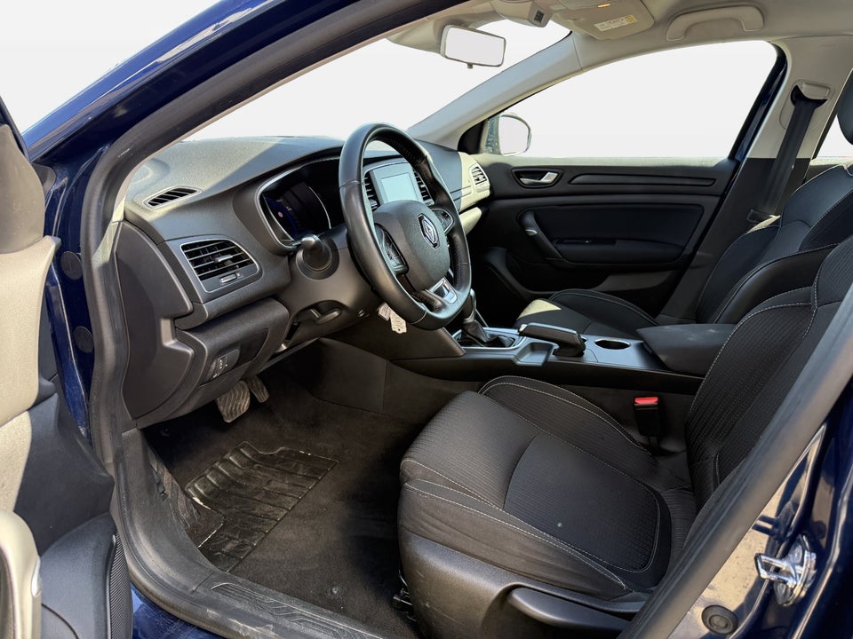 Renault Megane IV 1,2 TCe 130 Zen Sport Tourer EDC 5d