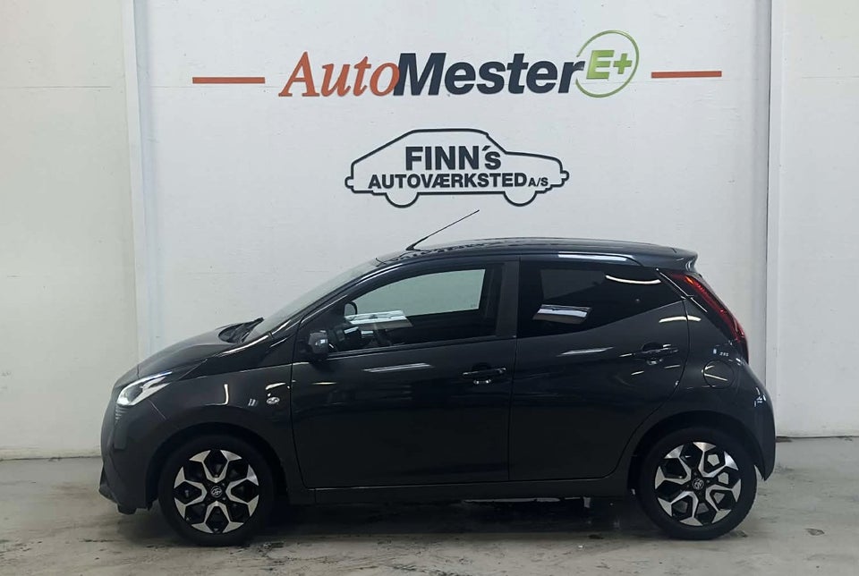Toyota Aygo 1,0 VVT-i x-play 5d