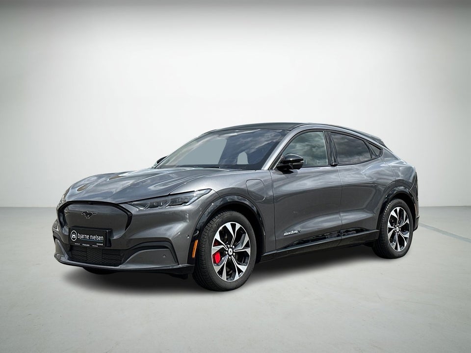 Ford Mustang Mach-E 75 Standard Range AWD 5d