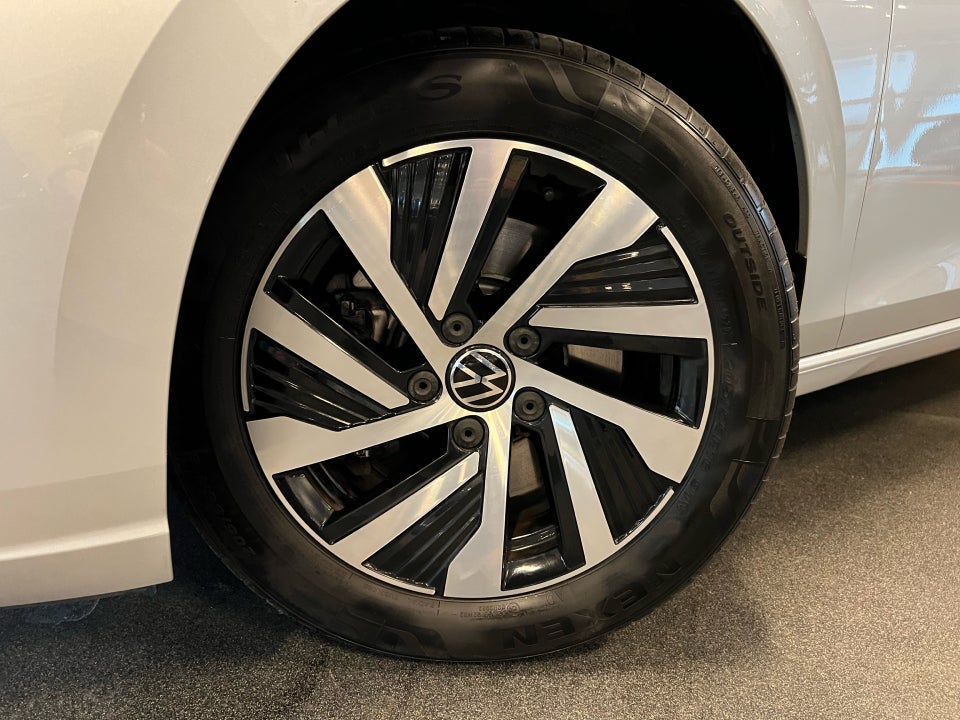 VW Golf VII 1,4 GTE DSG 5d