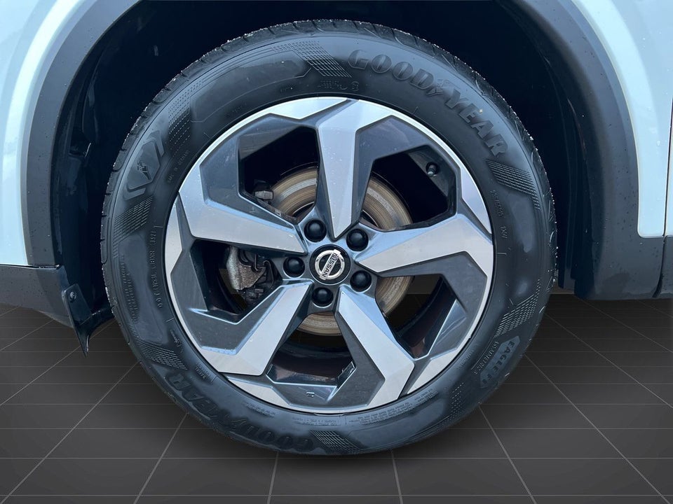 Nissan Qashqai 1,3 mHEV Tekna 5d