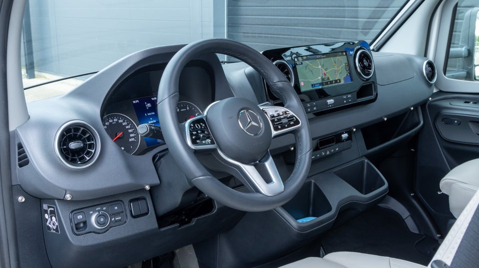 Mercedes Kabe 2,0 Travel Master 750 LGB NOVUM aut. 3d