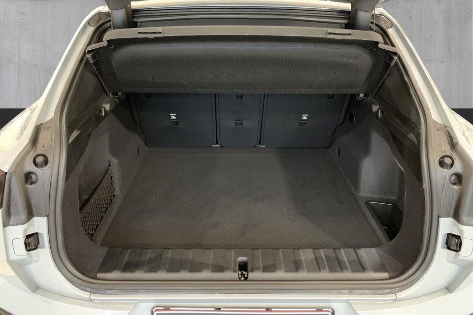 BMW iX2 eDrive20 M-Sport 5d