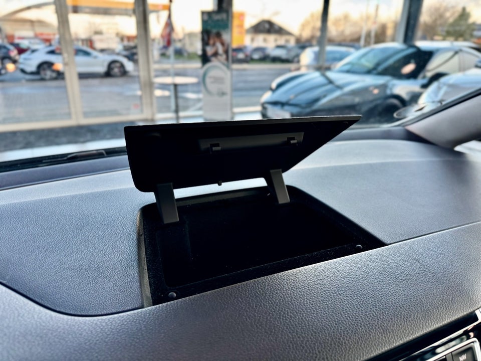 VW Golf Sportsvan 1,6 TDi 110 Highline DSG 5d