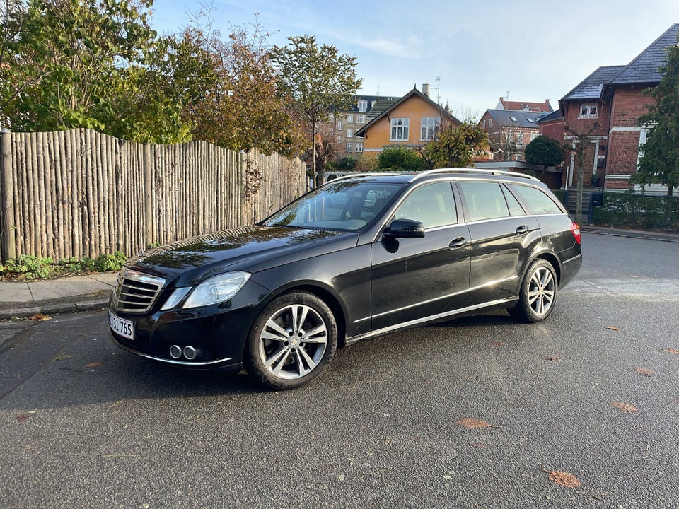 Mercedes E250 2,2 CDi Elegance stc. aut. BE 5d