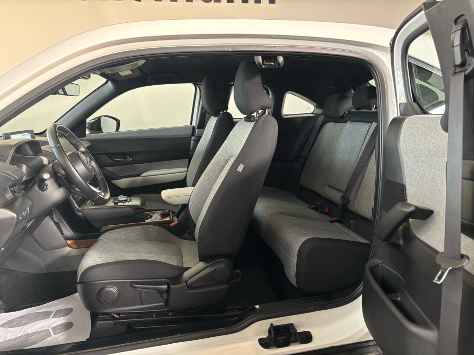 Mazda MX-30 e-SkyActiv Cosmo 5d