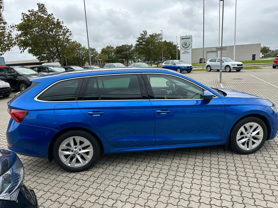 Skoda Octavia 2,0 TDi 150 Style Combi DSG 5d