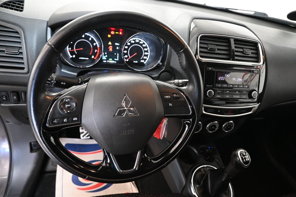 Mitsubishi ASX 1,6 Invite 5d