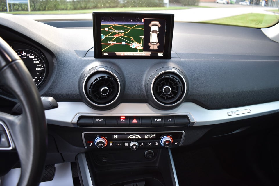 Audi Q2 35 TDi Sport S-tr. 5d