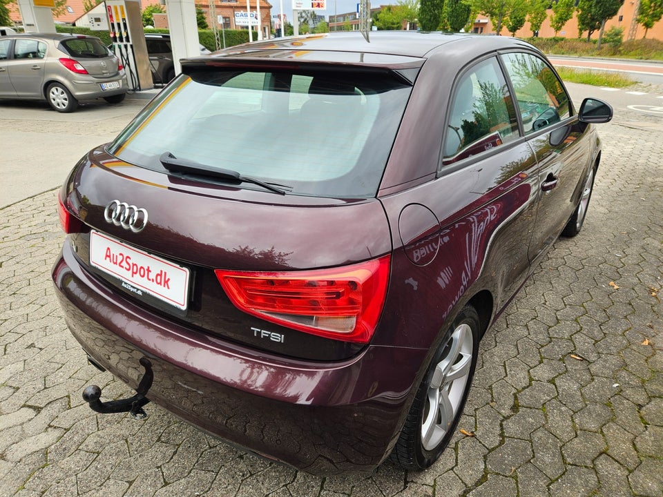 Audi A1 1,4 TFSi 122 Attraction 3d