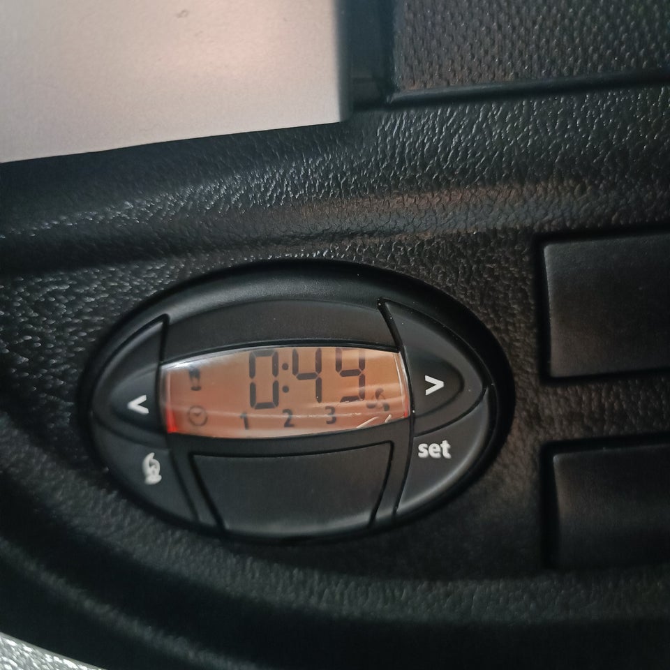 Peugeot Boxer 335 2,2 BlueHDi 140 L2H2 Premium