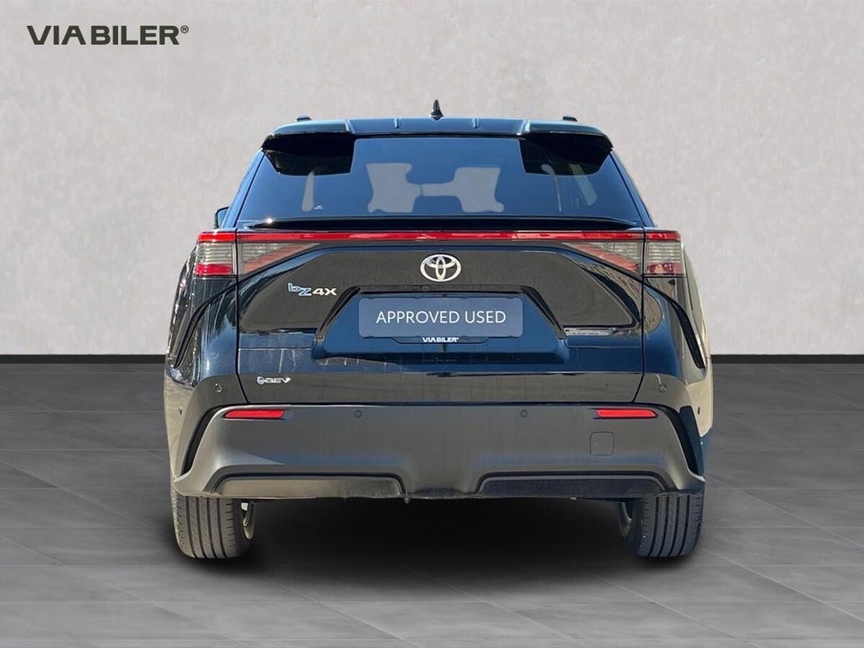 Toyota bZ4X 73 Executive 5d