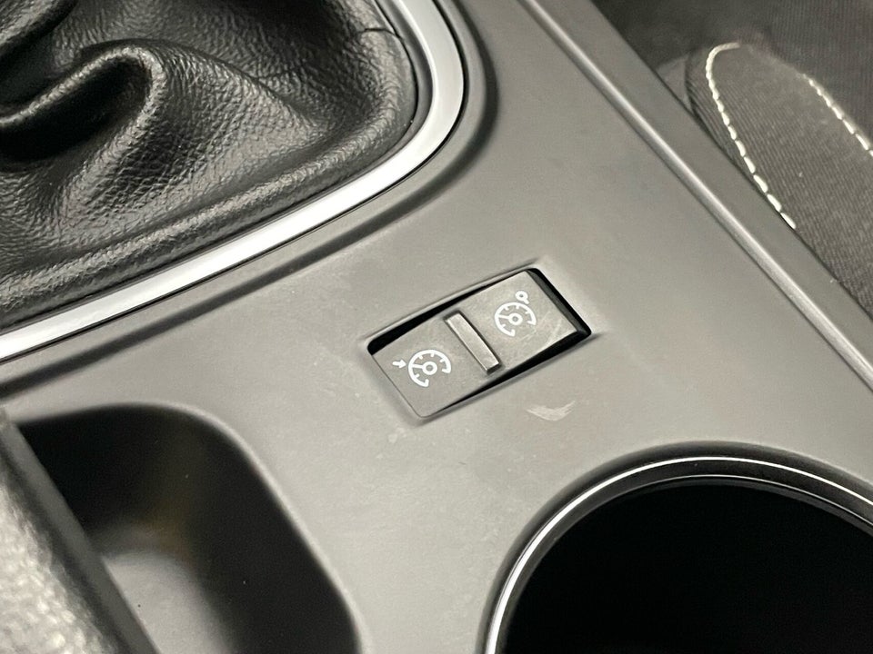 Renault Megane IV 1,2 TCe 130 Zen 5d