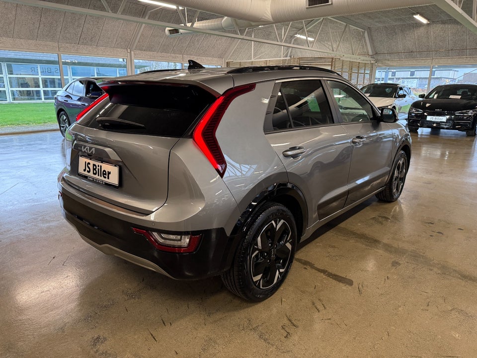 Kia Niro 64 EV Upgrade 5d