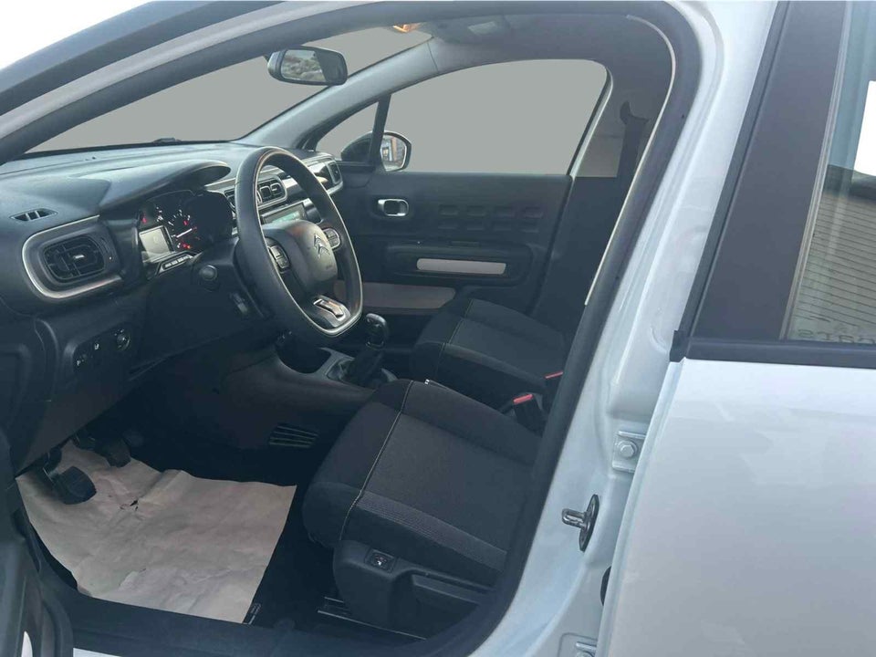 Citroën C3 1,2 PureTech 82 Shine 5d