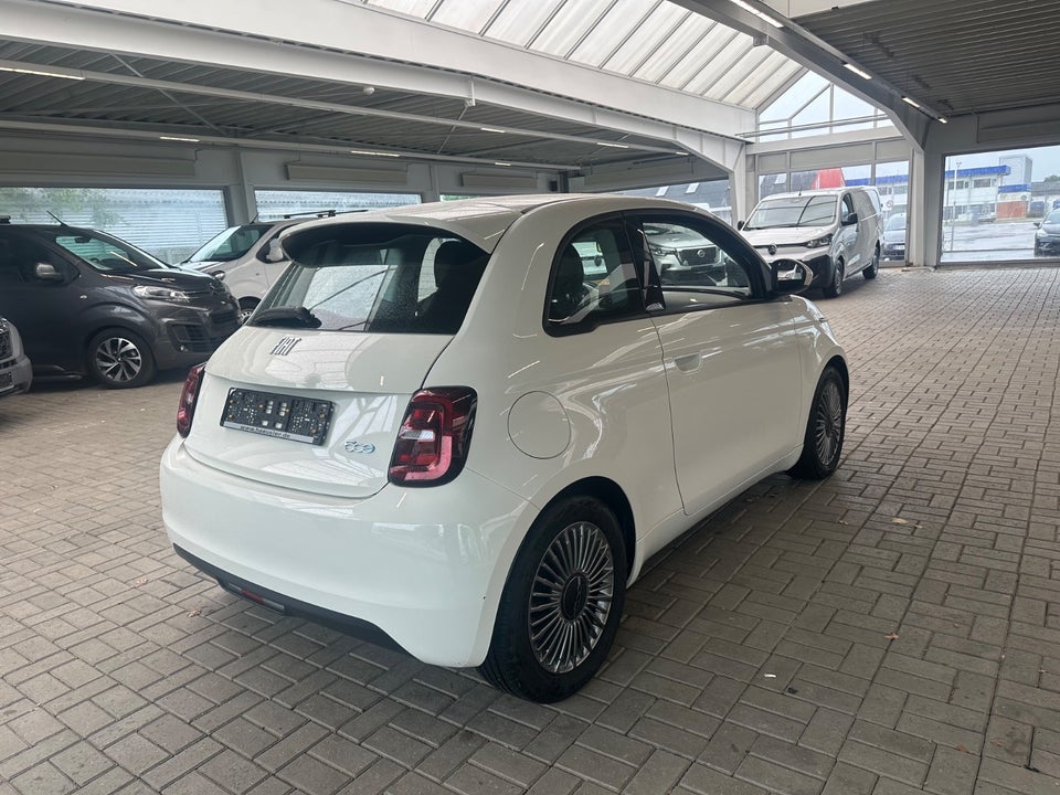 Fiat 500e 42  3d