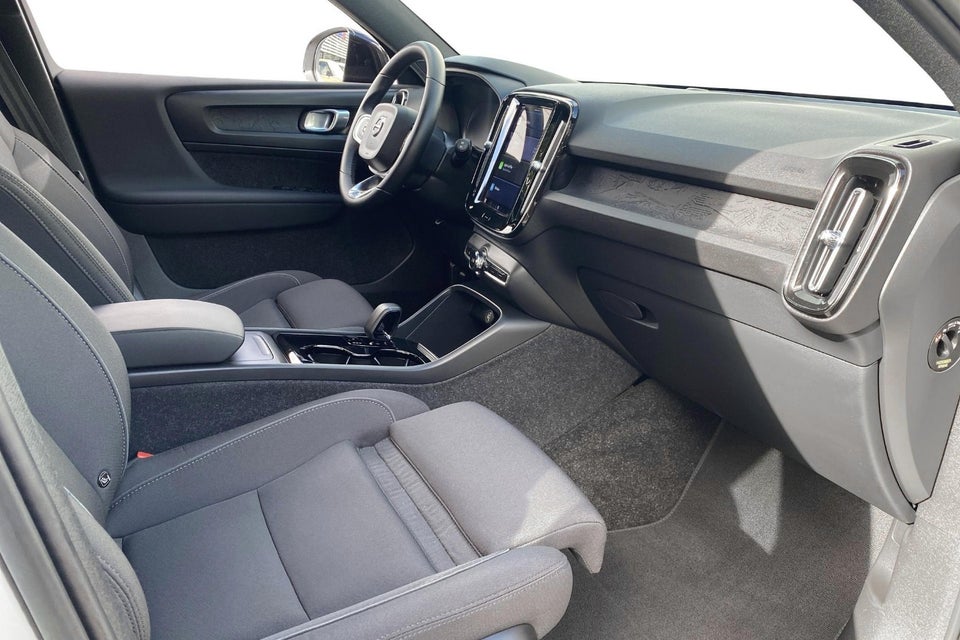 Volvo XC40 ReCharge Twin Plus 5d