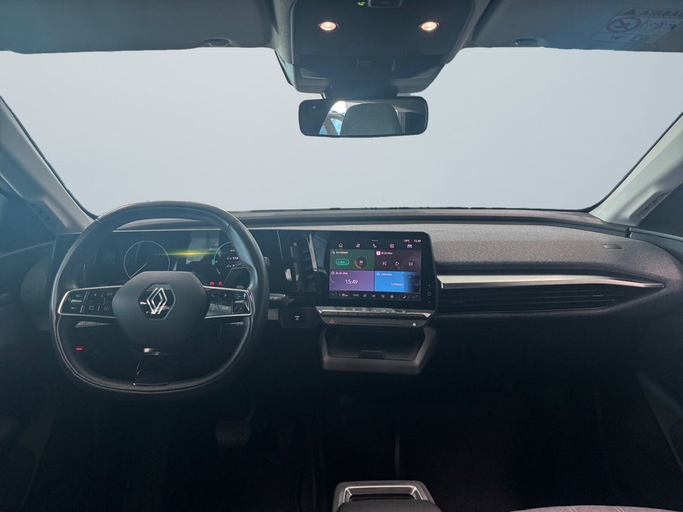 Renault Megane E-Tech 40 Equilibre 5d