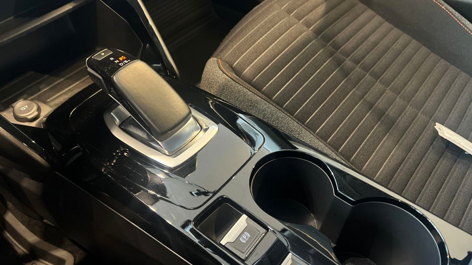 Peugeot e-2008 50 Active 5d