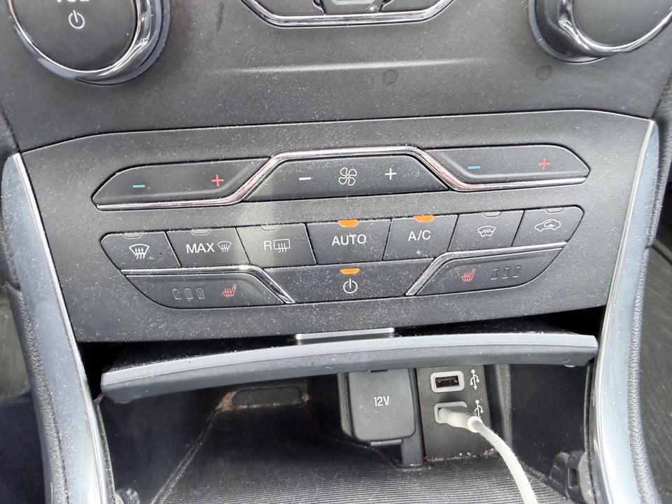 Ford S-MAX 1,5 SCTi 160 Titanium 5d