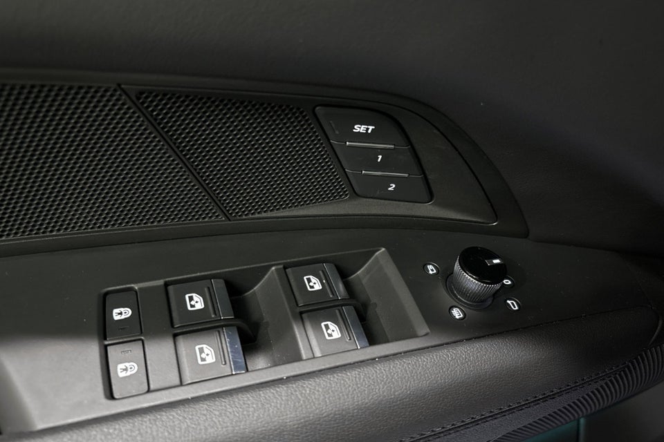 Audi e-tron GT quattro 4d