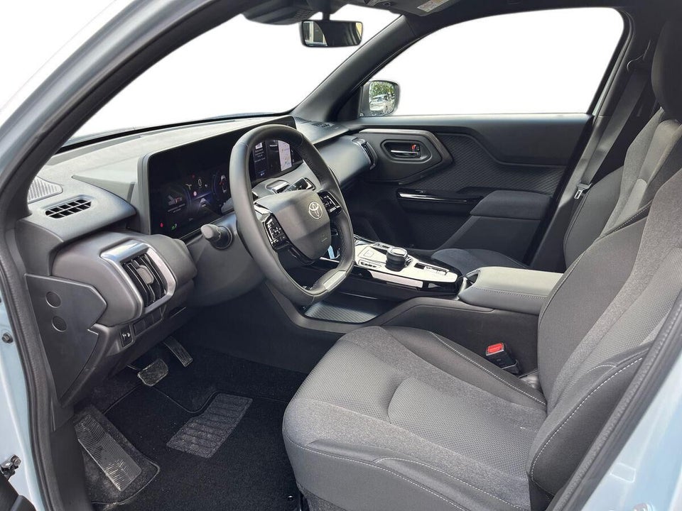 Toyota Urban Cruiser 61 Active 5d
