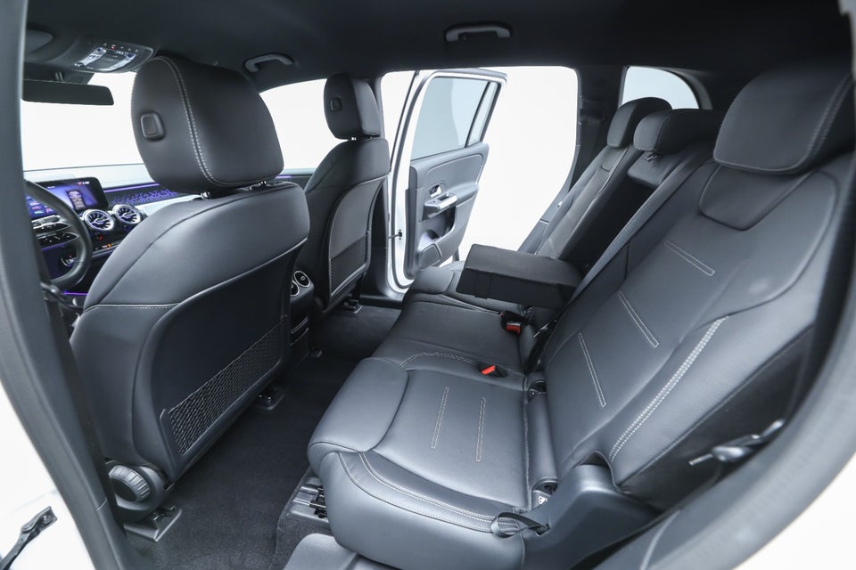 Mercedes EQB350 AMG Advance 4Matic 5d