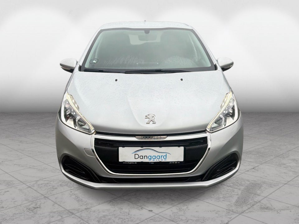 Peugeot 208 1,6 BlueHDi 100 Strike 5d