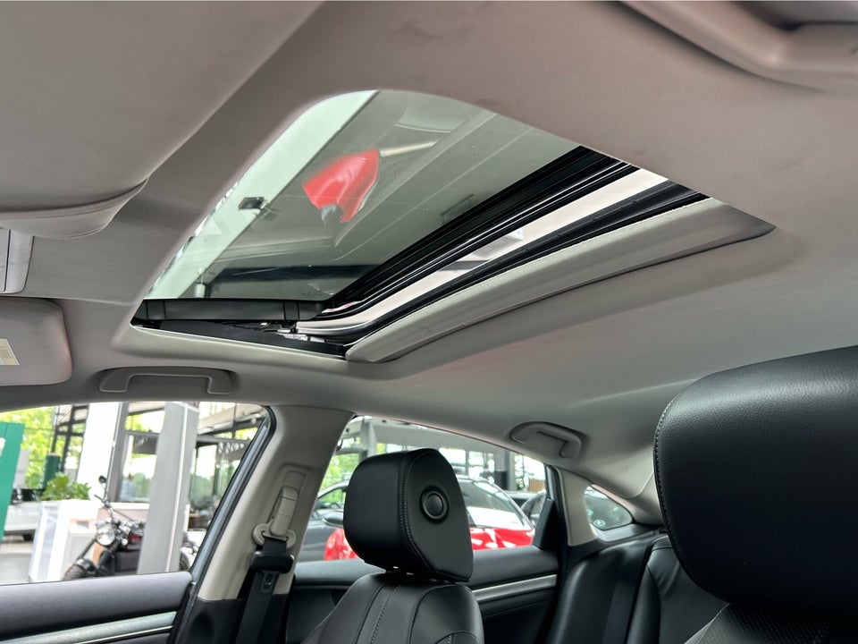 Honda Civic 1,6 i-DTEC Comfort 4d