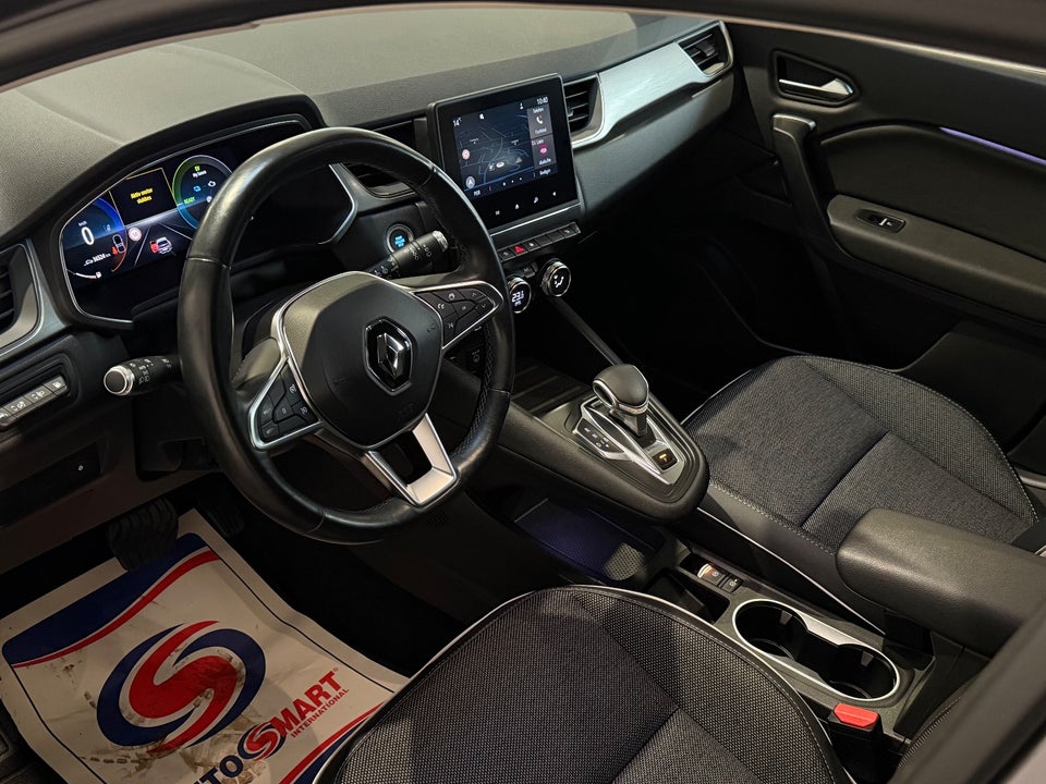 Renault Captur 1,6 E-Tech Intens 5d