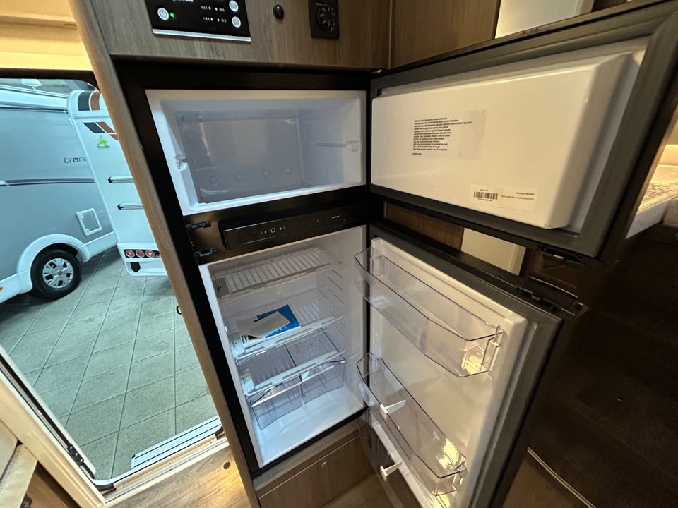 Carado T457 PRO+ 2,2 JTD 140 aut.