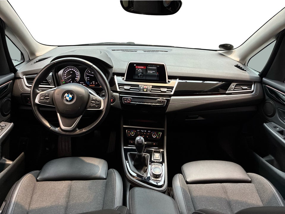 BMW 216i 1,5 Gran Tourer Sport Line 7prs 5d
