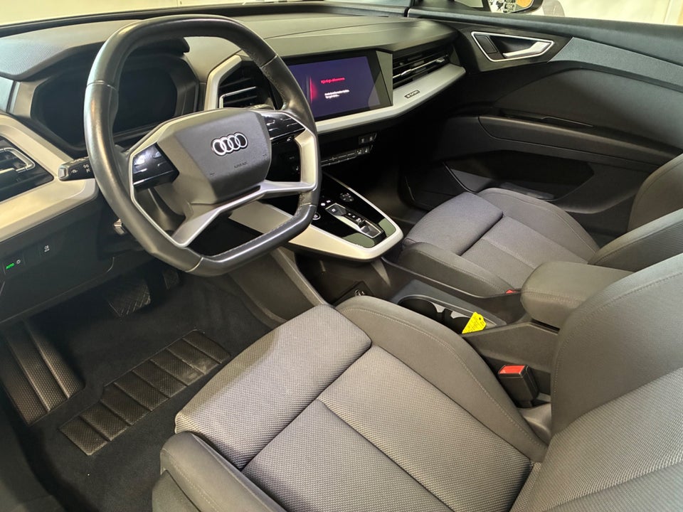 Audi Q4 e-tron 40 Advanced 5d