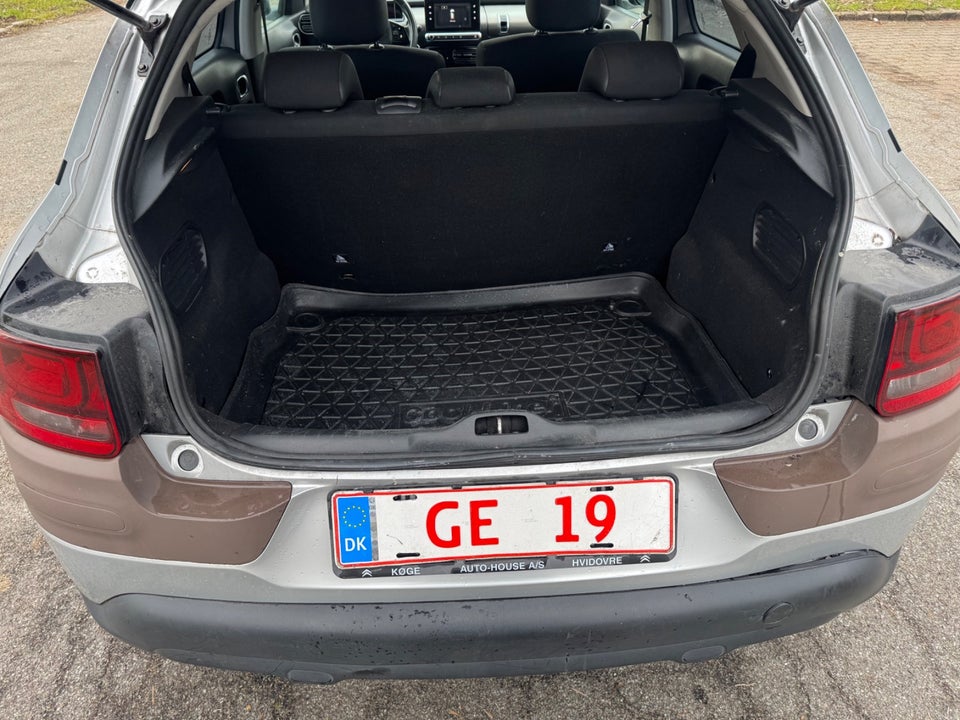 Citroën C4 Cactus 1,2 PureTech 82 Feel 5d