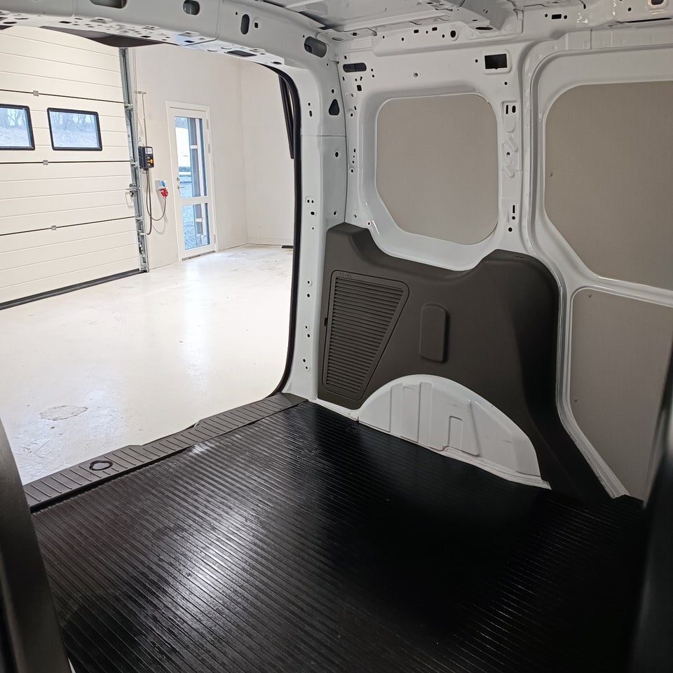 Ford Transit Connect 1,5 EcoBlue Trend aut. kort